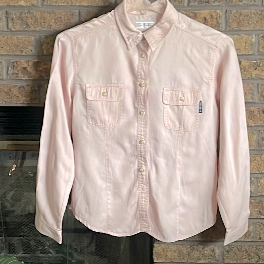 Laurabis light pink button down shirt